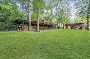 11408 Landry Ln, Conroe, TX 77303 - Photo 10