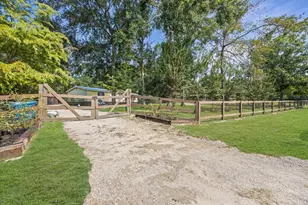 11408 Landry Ln, Conroe, TX 77303 - Photo 6