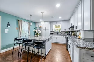 8823 Shadow Crest St, Houston, TX 77074 - Photo 4