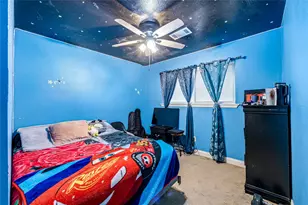 8823 Shadow Crest St, Houston, TX 77074 - Photo 14