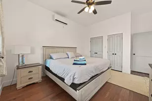 2815 Ball St, Galveston, TX 77550 - Photo 30