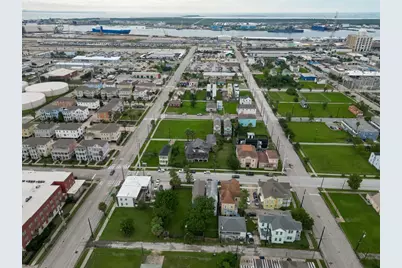 2815 Ball Street, Galveston, TX 77550 - Photo 48