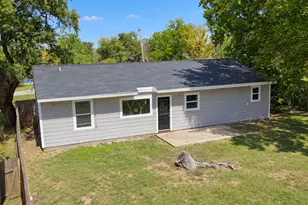 1227 Pecan St, Clute, TX 77531 - Photo 20