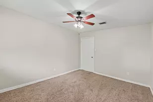 2174 Little Cedar Dr, Houston, TX 77339 - Photo 10