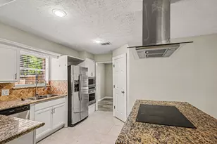 2174 Little Cedar Dr, Houston, TX 77339 - Photo 6