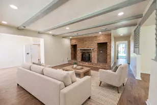 17014 Forest Bend Ave, Friendswood, TX 77546 - Photo 6