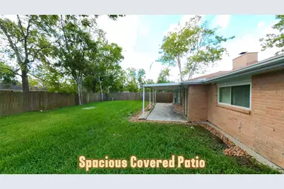 17014 Forest Bend Avenue, Friendswood, TX 77546 - Photo 4