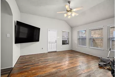 13607 Kodiak Brown Bear Street, Crosby, TX 77532 - Photo 2