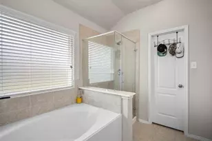 13607 Kodiak Brown Bear St, Crosby, TX 77532 - Photo 8