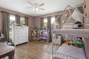 8205 Arrowhead Ln, Houston, TX 77075 - Photo 14