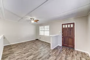 711 Cherokee Dr, Conroe, TX 77316 - Photo 10