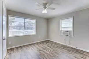 711 Cherokee Dr, Conroe, TX 77316 - Photo 30