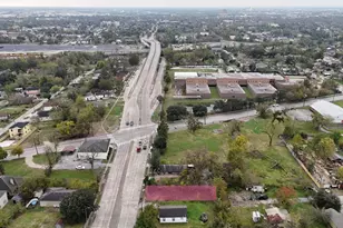 2917 Altoona St, Houston, TX 77026 - Photo 2