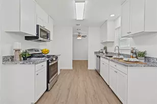 878 Sun Prairie Dr, Houston, TX 77090 - Photo 4