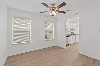 878 Sun Prairie Drive, Houston, TX 77090 - Photo 12