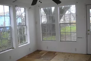 809 8th Ave N, Texas City, TX 77590 - Photo 8