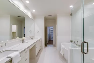 5144 Chevy Chase Drive, Houston, TX 77056 - Photo 20