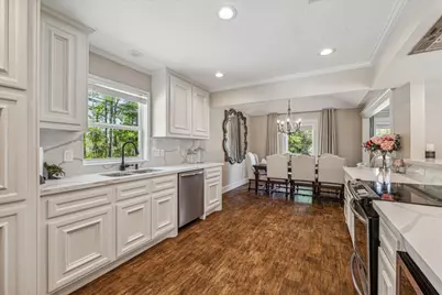 300 Brook Hollow Drive, Conroe, TX 77385 - Photo 16