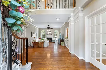 11 Golden Place, The Woodlands, TX 77381 - Photo 6