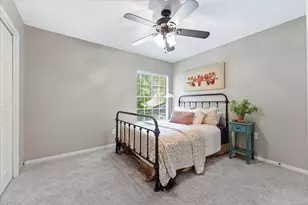 11 Golden Pl, The Woodlands, TX 77381 - Photo 34