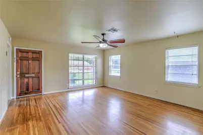 9207 Colleen Road, Houston, TX 77080 - Photo 6