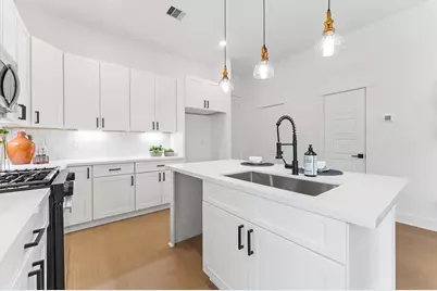 8302 Springwood Canyon Lane, Houston, TX 77055 - Photo 14