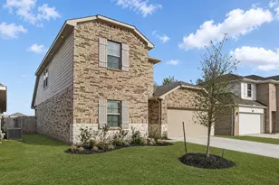 14317 W Pine Heart Dr, Conroe, TX 77302 - Photo 2