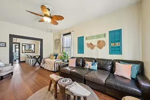 815 Winnie St, Galveston, TX 77550 - Photo 4