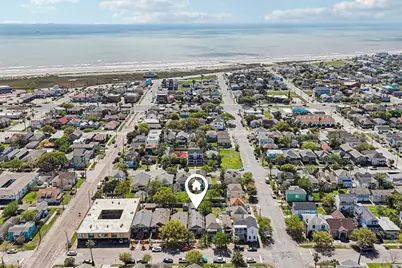 815 Winnie Street, Galveston, TX 77550 - Photo 2