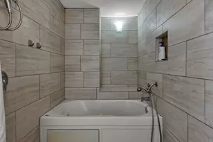 763 Worthshire St, Houston, TX 77008 - Photo 36