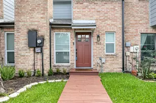 763 Worthshire St, Houston, TX 77008 - Photo 4
