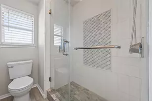 11022 Fallcrest Dr, Houston, TX 77065 - Photo 38