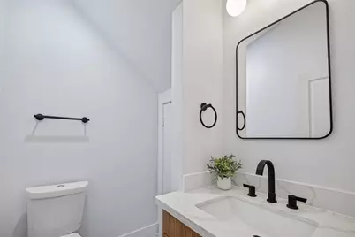 7840 Nashville Unit A/B Street, Houston, TX 77028 - Photo 12