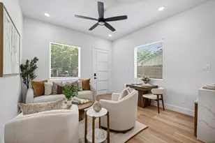 7840 Nashville Unit A/B St, Houston, TX 77028 - Photo 4