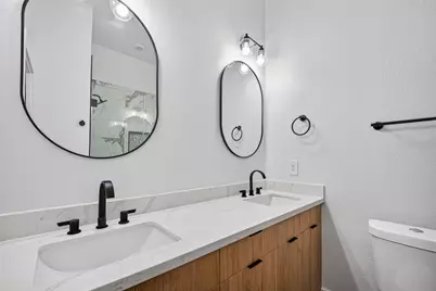 7840 Nashville Unit A/B Street, Houston, TX 77028 - Photo 36