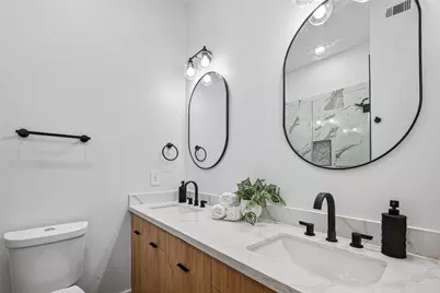 7840 Nashville Unit A/B Street, Houston, TX 77028 - Photo 16