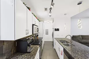 300 St Joseph Pkwy, Houston, TX 77002 - Photo 4