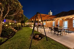 1801 High Falls Ln, Pearland, TX 77581 - Photo 8