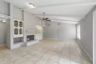 14623 Wind Hollow Cir, Houston, TX 77040 - Photo 4