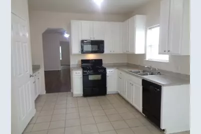 6702 Castle Terrace Ct Court, Spring, TX 77379 - Photo 4
