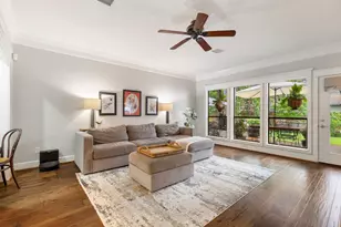 6 Robin Springs Pl, The Woodlands, TX 77381 - Photo 8