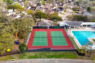 2122 Woodland Springs St, Houston, TX 77077 - Photo 26