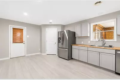 103 Almeda Street, Cleveland, TX 77327 - Photo 12