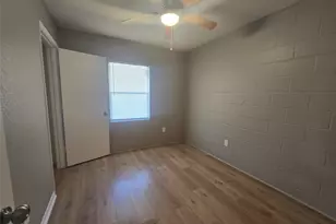 4217 Sealy Ave, Galveston, TX 77550 - Photo 4