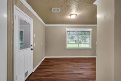 111 Mimosa Street, Lake Jackson, TX 77566 - Photo 8