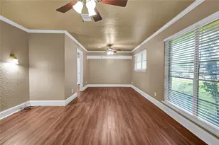 111 Mimosa St, Lake Jackson, TX 77566 - Photo 22