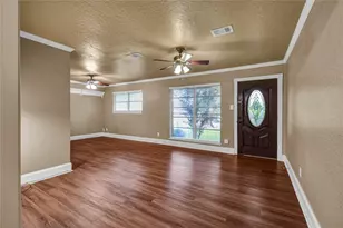 111 Mimosa St, Lake Jackson, TX 77566 - Photo 16