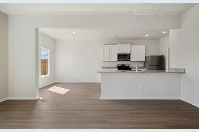 360 Kingston Way, Waller, TX 77484 - Photo 4