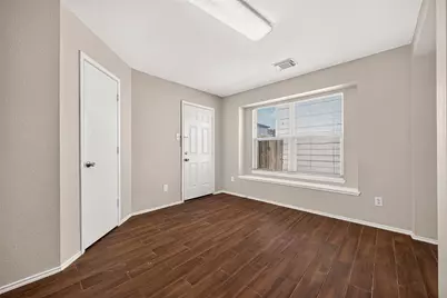 12926 Valleygate Lane, Houston, TX 77072 - Photo 18