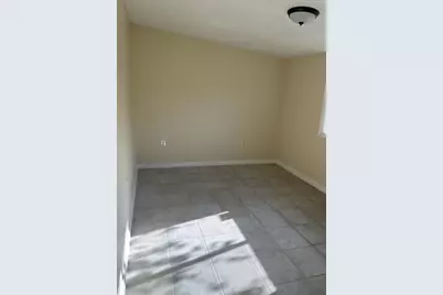 1614 Ryon Street #B, Houston, TX 77009 - Photo 8